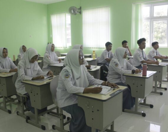 photo_6071031110525109627_y