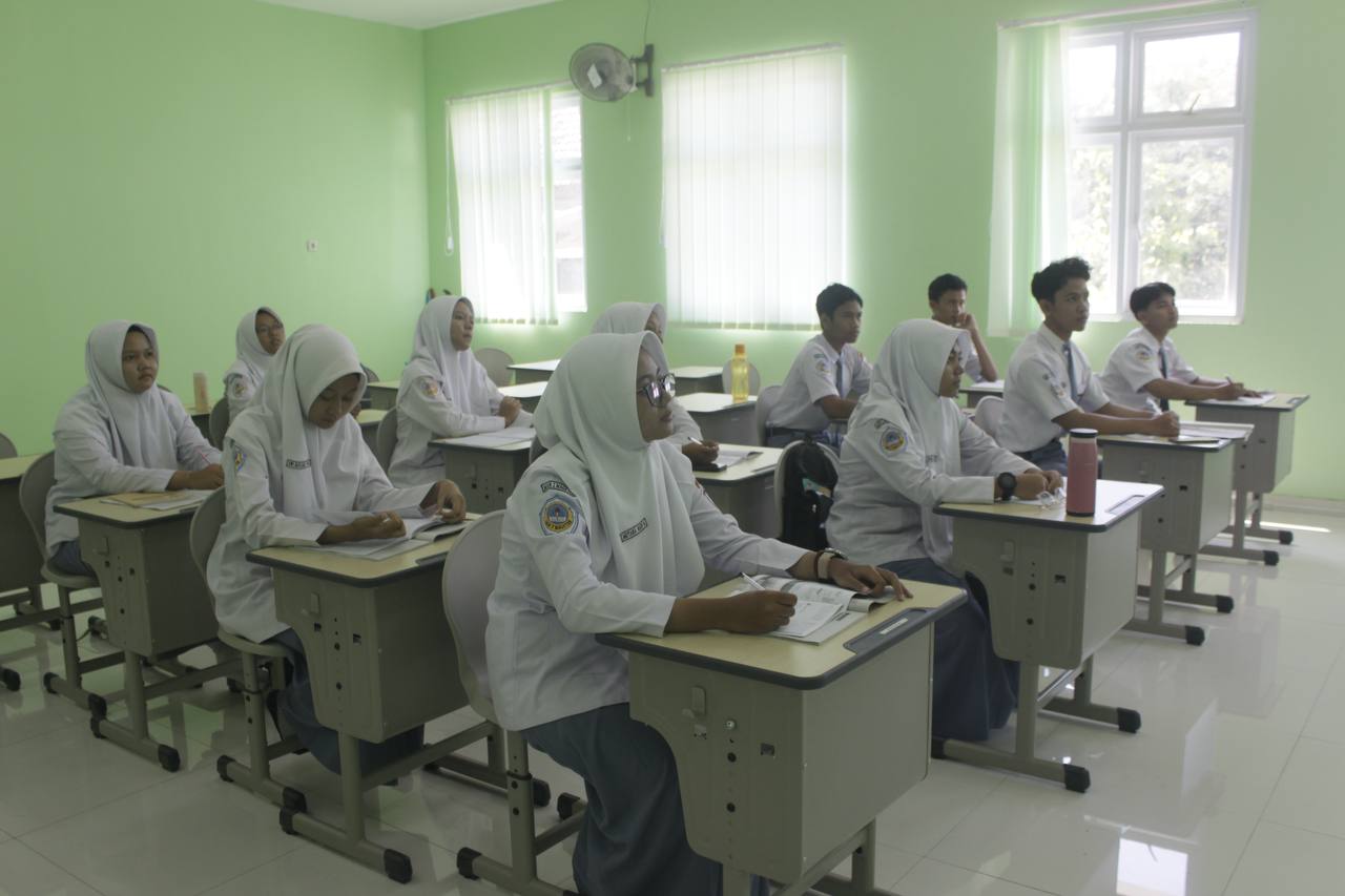 photo_6071031110525109627_y