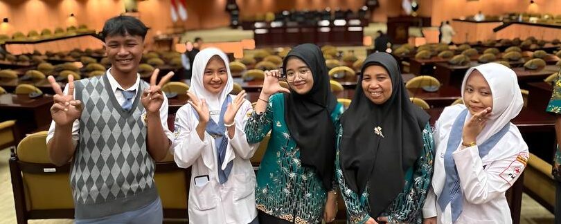 photo_6100330668752571389_y