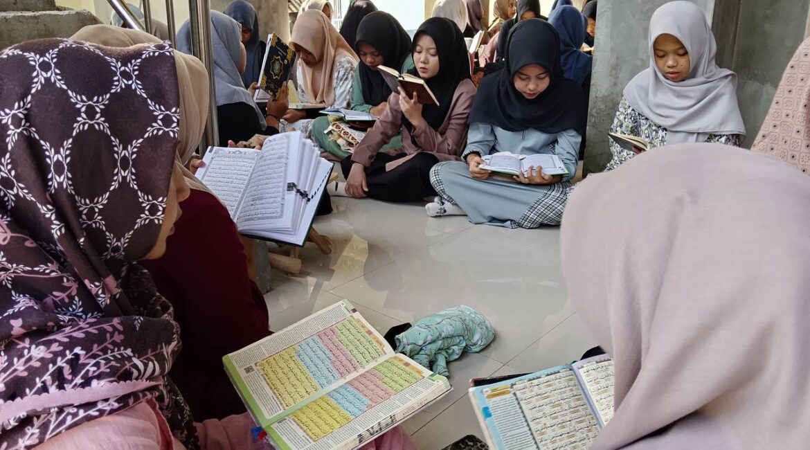 photo_6159074517007928870_y